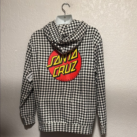 Santa Cruz Skateboards Black and White Men's Sweater - Picture 3 of 3